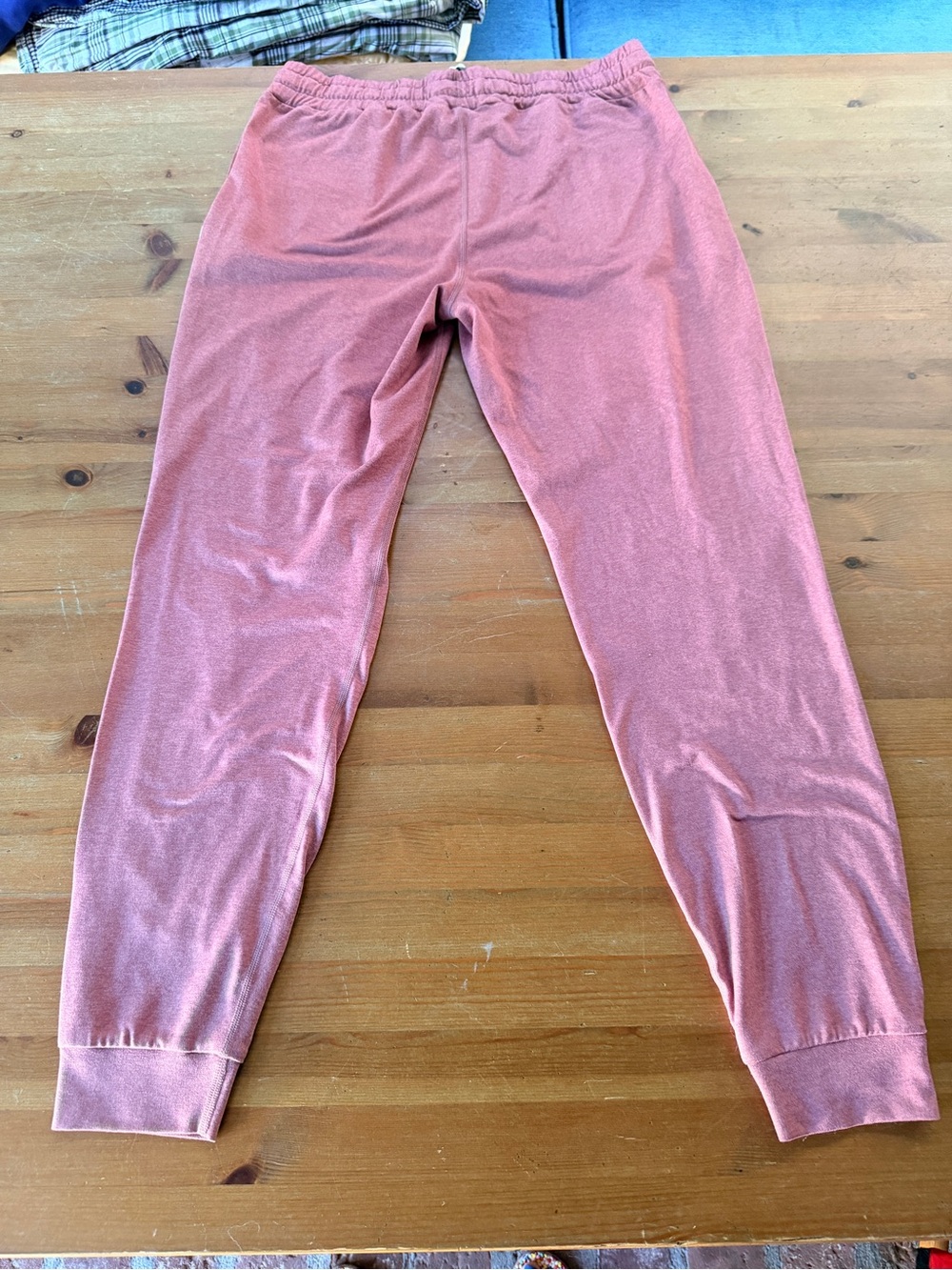 Vuori Women's Small Dusty Rose Pink Performance Joggers DteamKnit Drawstring - Picture 2 of 14